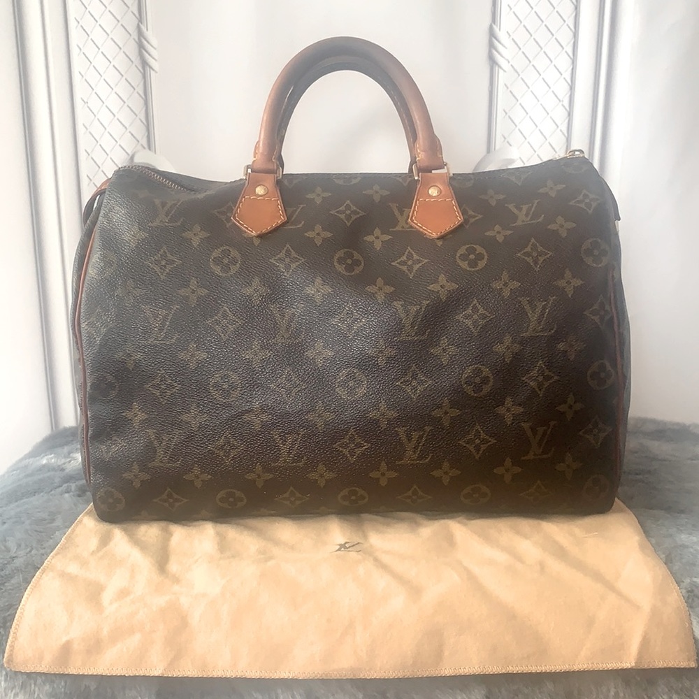 **SOLD***Louis Vuitton Monogram Speedy 35 Handbag